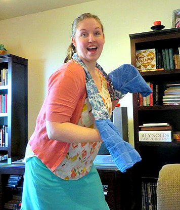 Quick and Easy DIY Gift - How to Make a Kitchen Boa Scarf with Trim Sew to  Sell 
